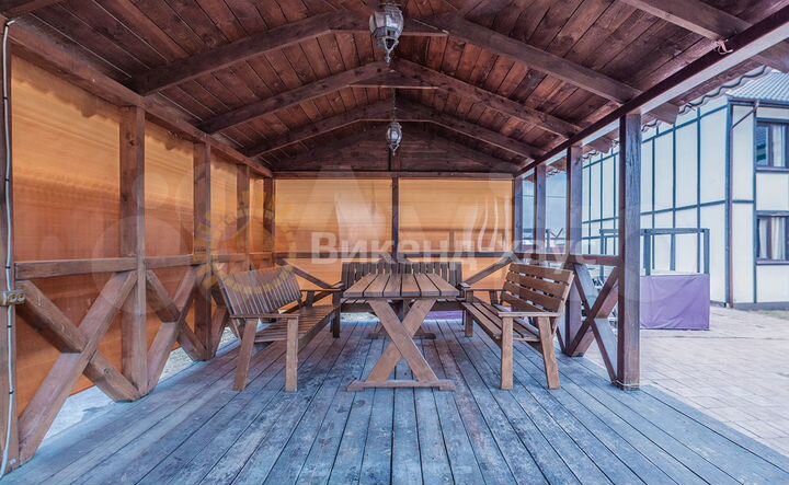 Коттедж 460 м² на участке 30 сот.