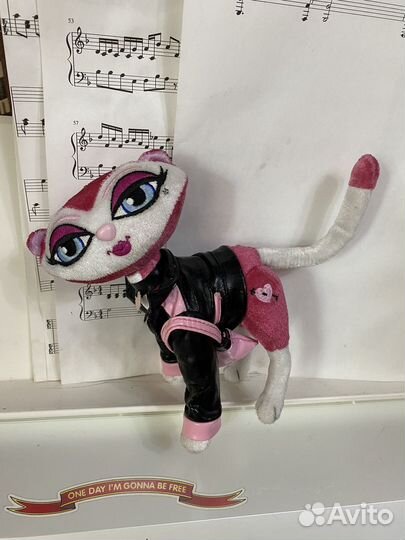 Кошка Bratz