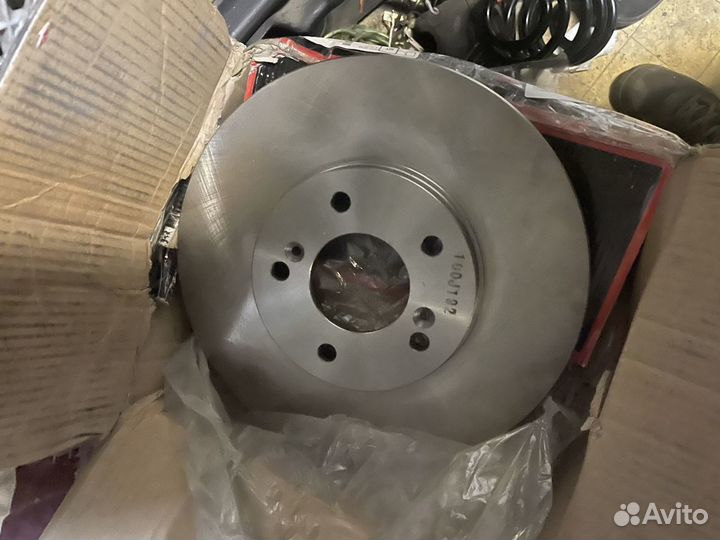 Диск тормозной honda accord 98-02Nipparts J3304040