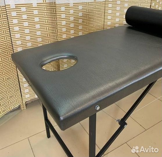 Массажная кушетка