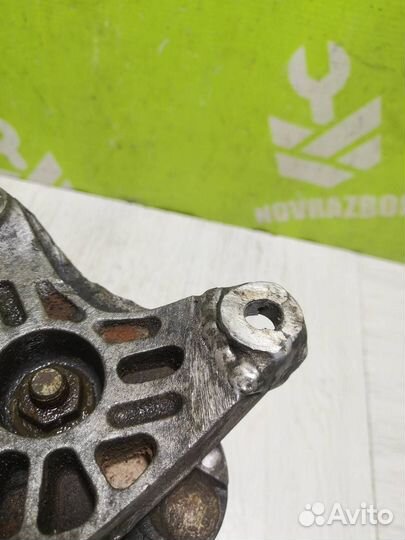 Опора кпп Ауди А4 Б7