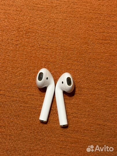 Airpods 1