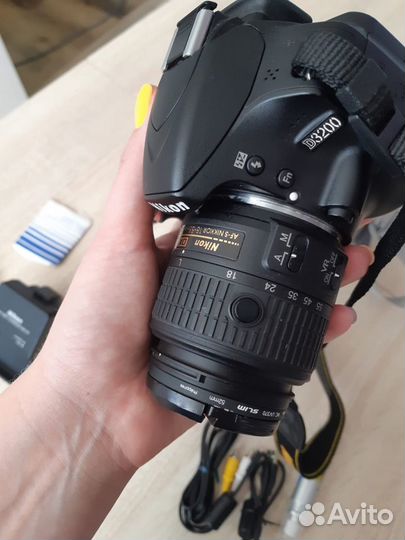 Зеркальный фотоаппарат Nikon d3200