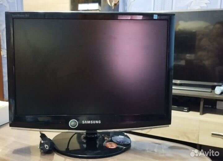 Монитор Samsung