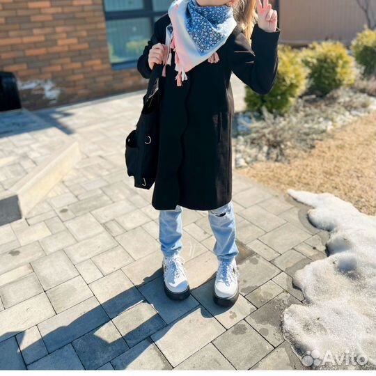 Пальто для девочки 134 весна