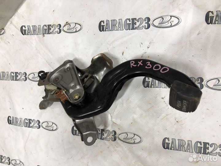 Педаль ручника Lexus Rx 300