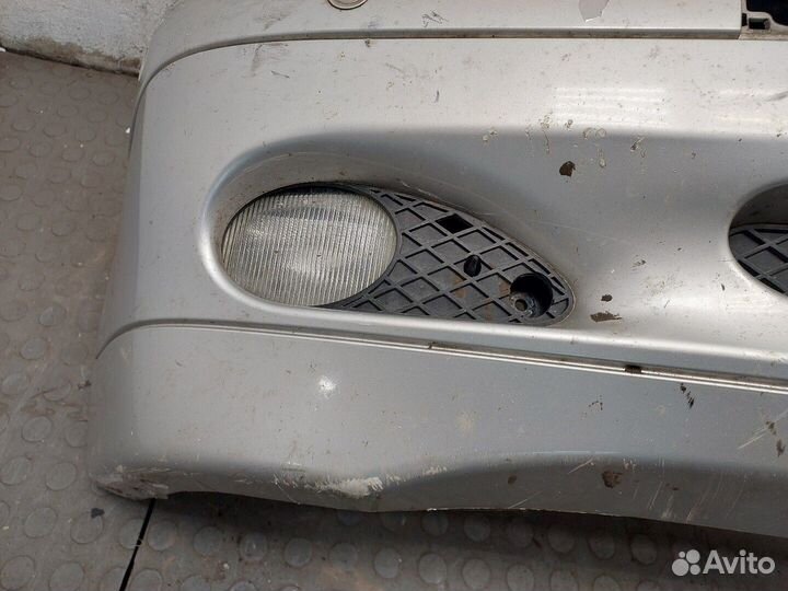 Бампер передний Mercedes C W203, 2003