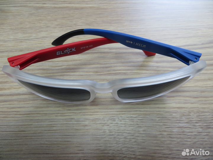 SPY очки/ красно-синяя дуга