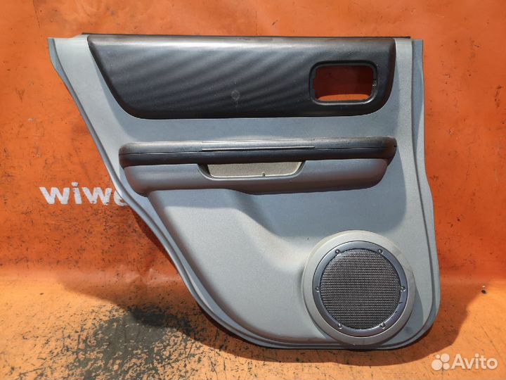 Обшивка двери Nissan X-Trail NT30