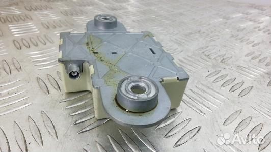 Блок управления антенной BMW X5 E70 (84F06XA01)