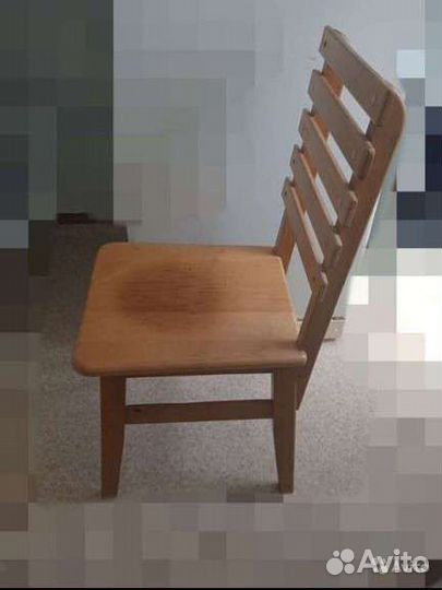 Безторга мольбертистул