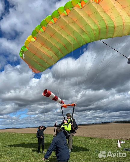 Прыжок с парашютом в тандеме с инструктором