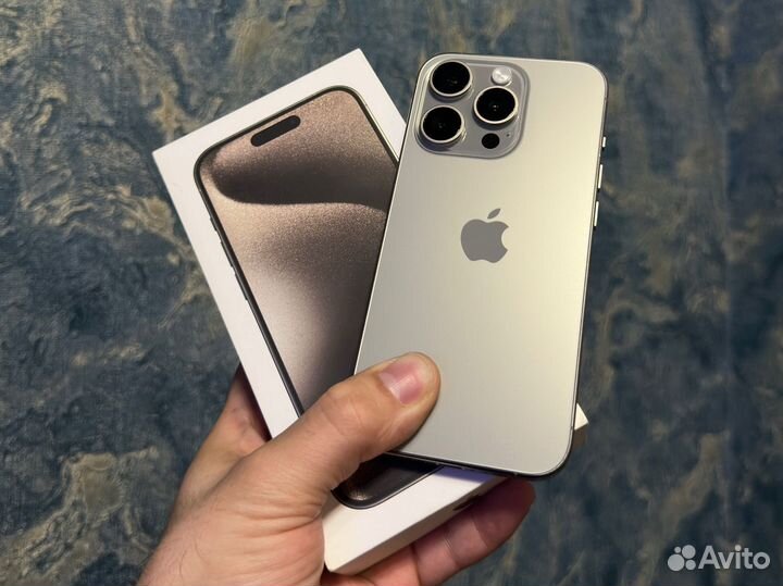 iPhone 15 Pro, 256 ГБ