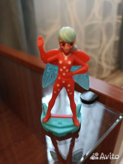 Игрушки из киндера