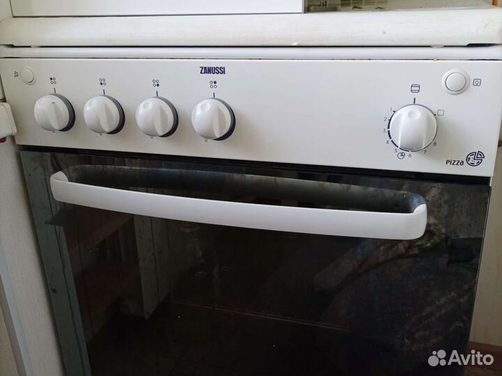 Газовая плита бу Zanussi