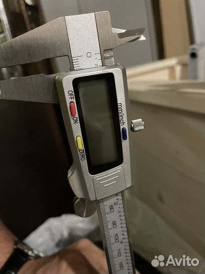 Goodyear EfficientGrip 245/45 R19 и 275/40 R19 102Y