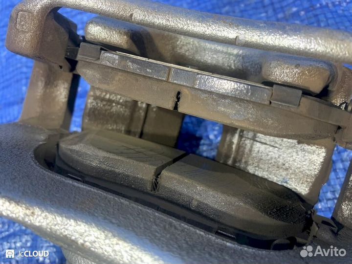 Тормозные колодки на toyota C-HR ZYX10 2zrfxe