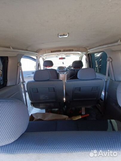 Nissan Serena 2.5 AT, 2000, 300 000 км