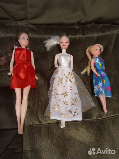 Куклы разные и одежда