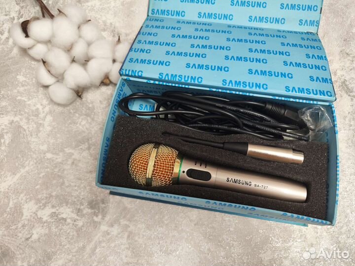 Микрофон для караоке новый