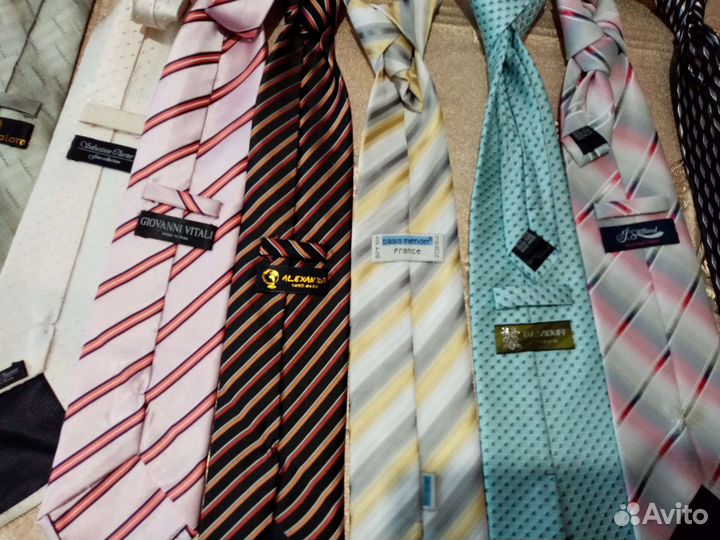 Галстуки мужские