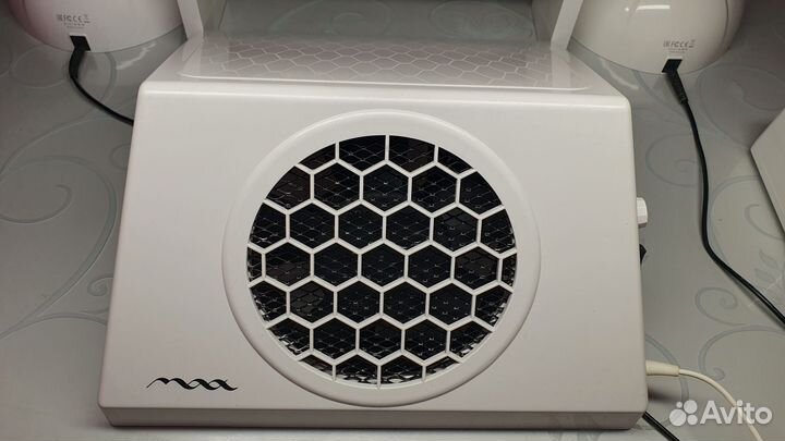 Вытяжка для маникюра Maxx ultimate 7