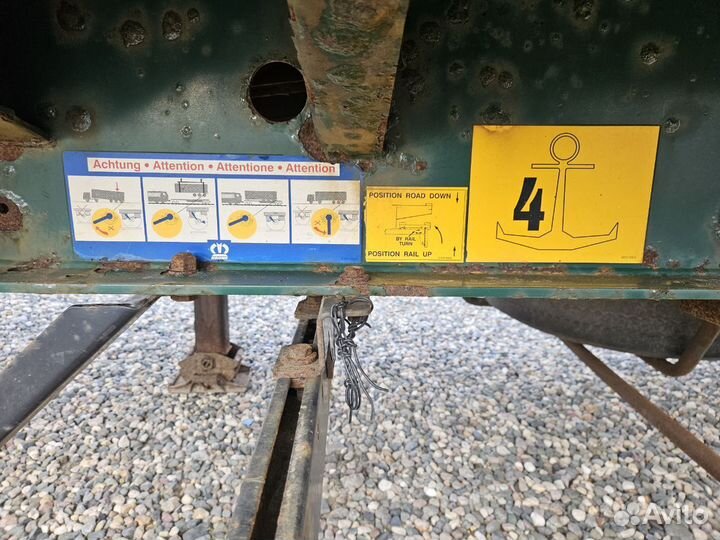 Полуприцеп шторный Krone SDP27, 2007