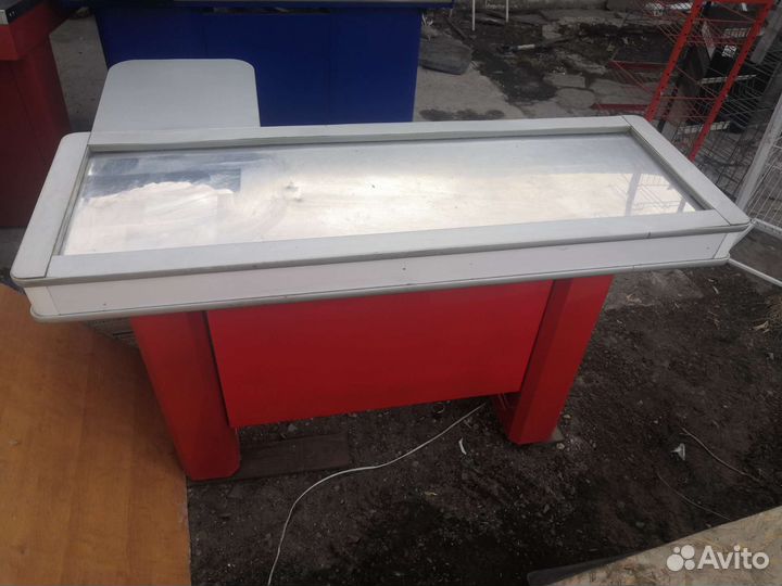 Кассовые столы боксы