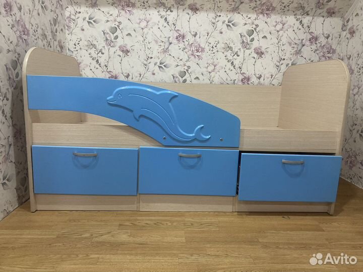 Детская кровать от 3 лет с бортиками