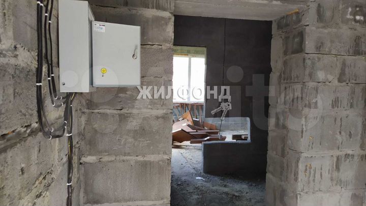 Дом 400 м² на участке 10 сот.