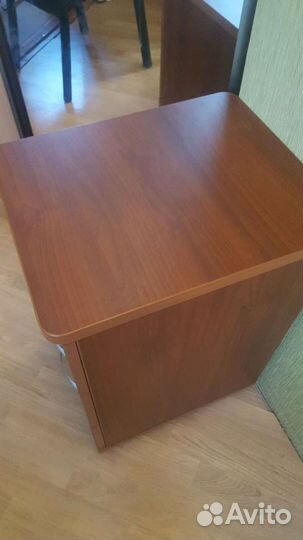 Тумба офисная выкатная