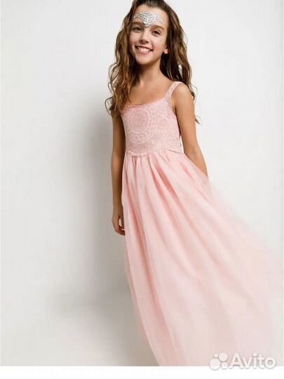 Платье для девочки нарядное 146-152 размер
