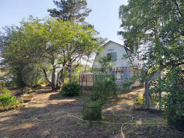 Дом 63 м² на участке 10 сот.