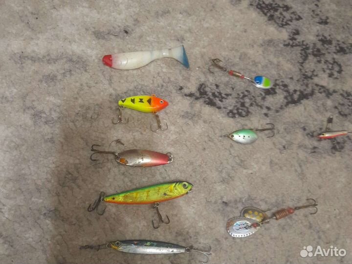 Блесна, вертушки, воблер