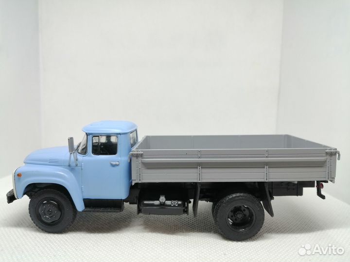 Модель ЗИЛ-130 «бортовой грузовик»