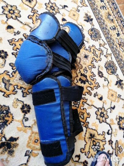 Защитные накладки на голень и колено