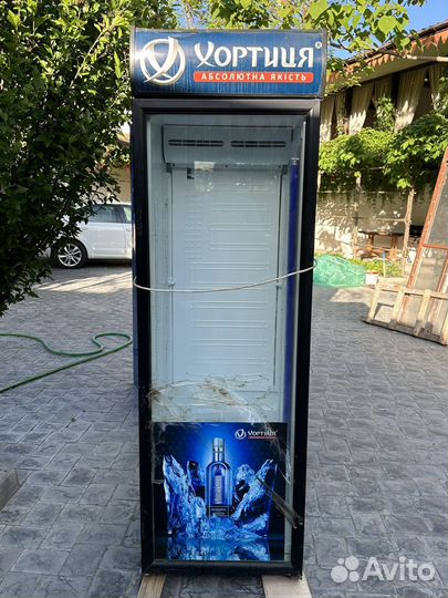 Холодильный шкаф