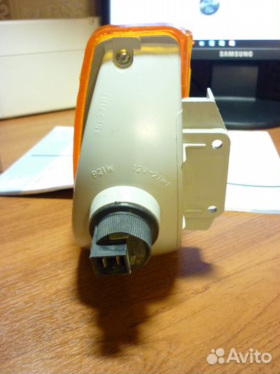 Указатель поворота передний левый ваз-21099