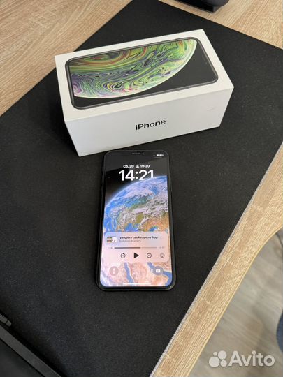 iPhone Xs, 256 ГБ