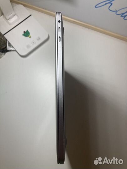 Apple macbook pro 13 2016