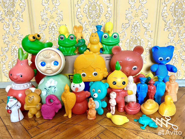 Игрушки пластмассовые СССР