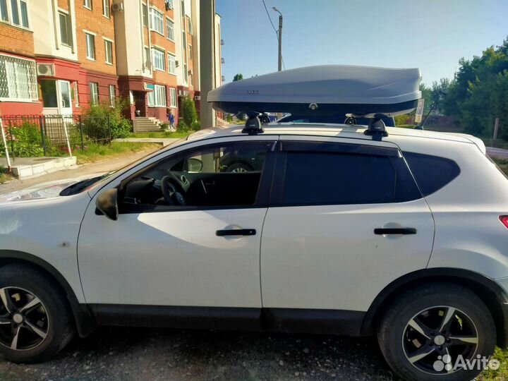 Автомобильный бокс на крышу