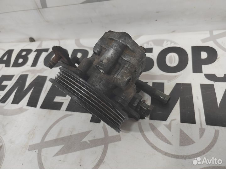 Насос гур Kia Carens 2