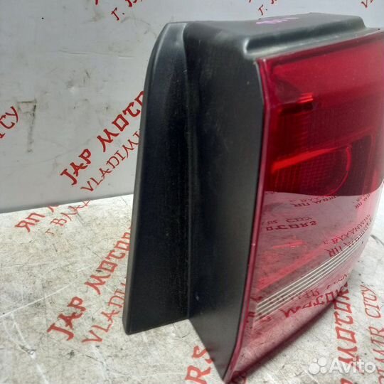 Фонарь задний задний правый Volkswagen Touran 2