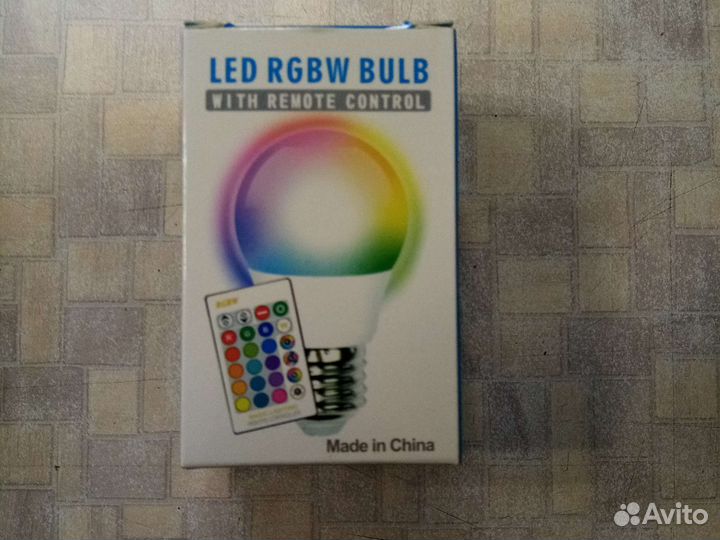 Лампа светодиодная с пультом управления