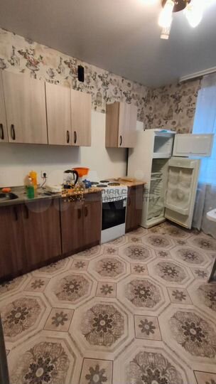 2-к. квартира, 52 м², 4/18 эт.