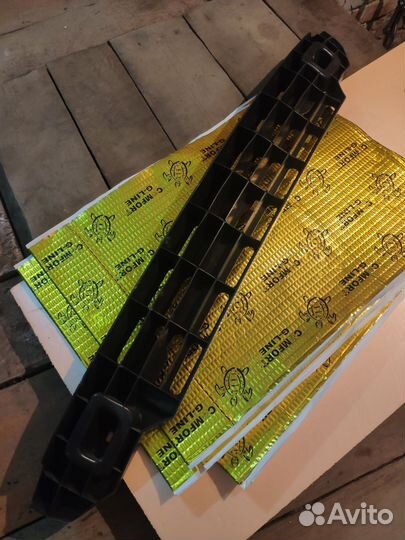 Усилитель заднего бампера Лада Калина 1