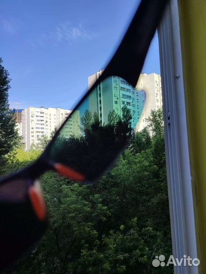 Солнцезащитные очки