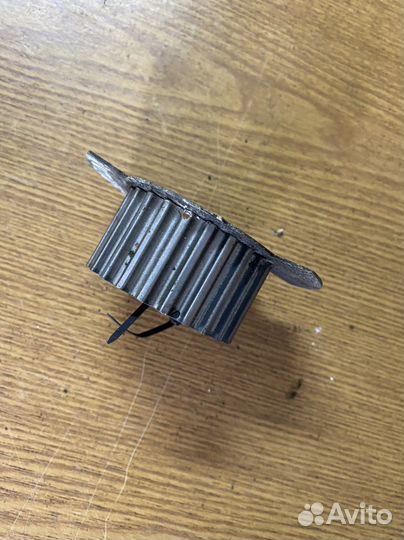 Шестерня коленвала коленвал каризма 1.6 4G92