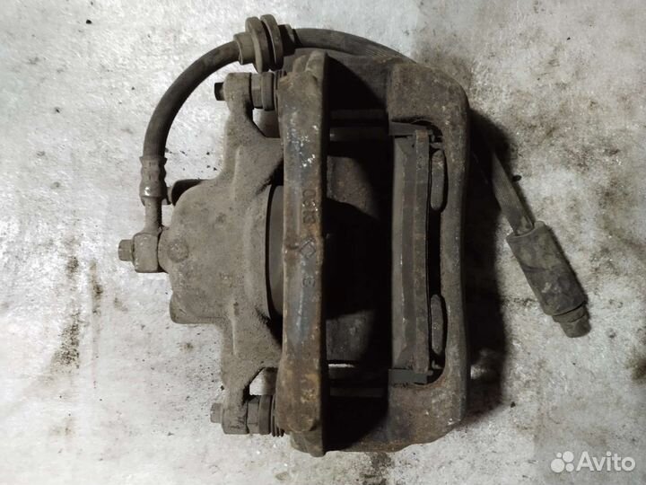 Суппорт правый chevrolet cruze